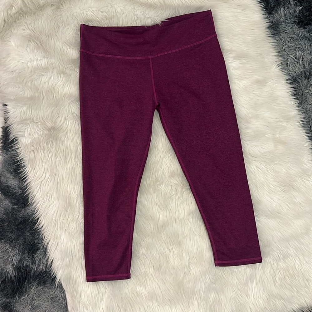 Fabletics Size Large workout pants Purple